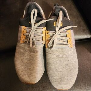 New Balance Women's Light Gray Knit Athletic Sneakers with Tan Accents